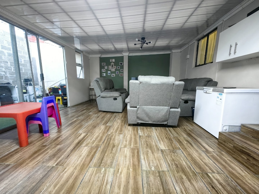 3 Bedroom Property for Sale in Steenberg Western Cape